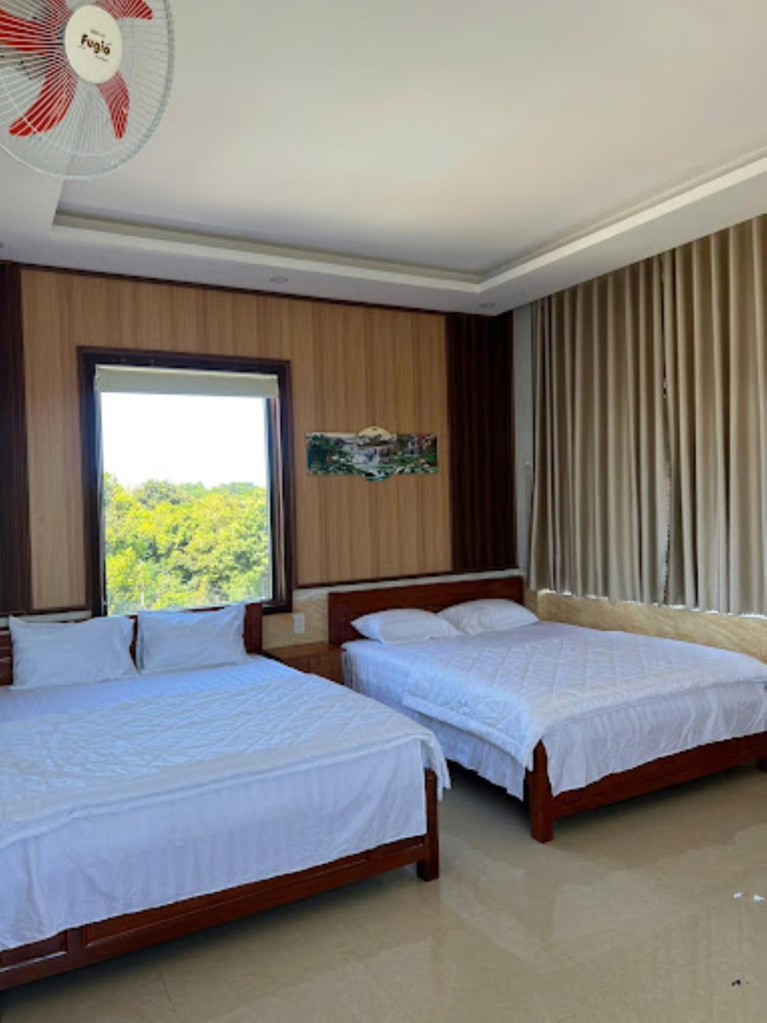 Binh Minh Hotel Плей Ку Екстериор снимка