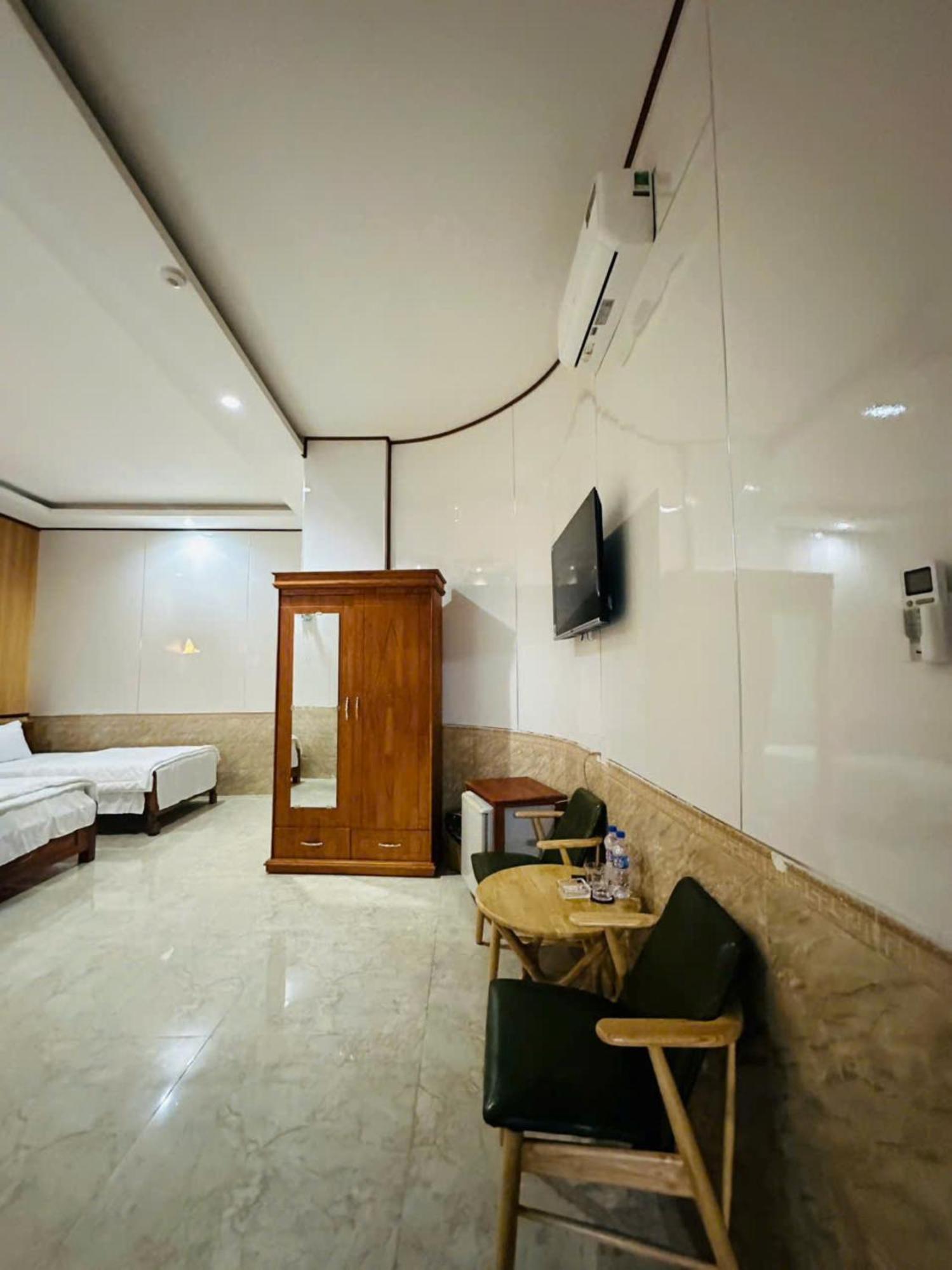 Binh Minh Hotel Плей Ку Екстериор снимка